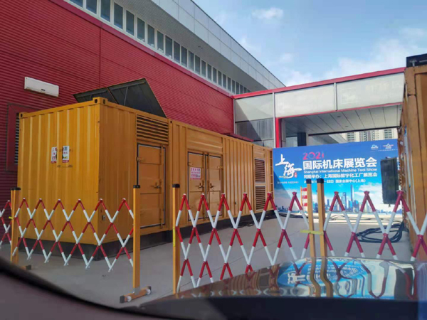 盐田出租发电机-柴油发电机和汽油发电机哪个更好一些？